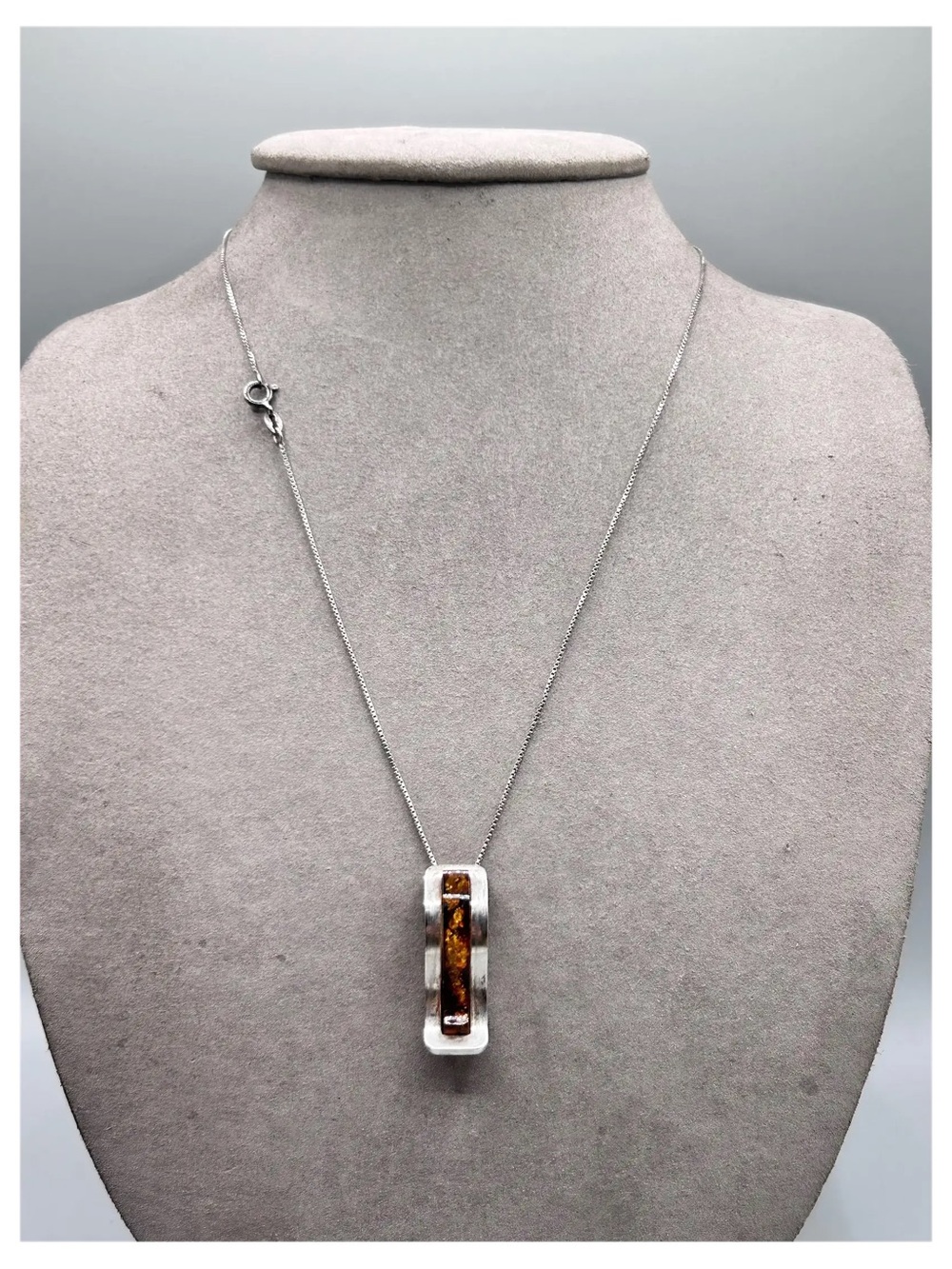 Vintage 925 Valerio Poland Baltic Amber necklace V8
